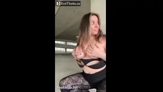 Curvyllama topless car garage PPV