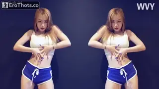 Level up Twerking Ari