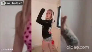 shyphoebe tikTok