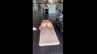 CinCinbear Nude Yoga