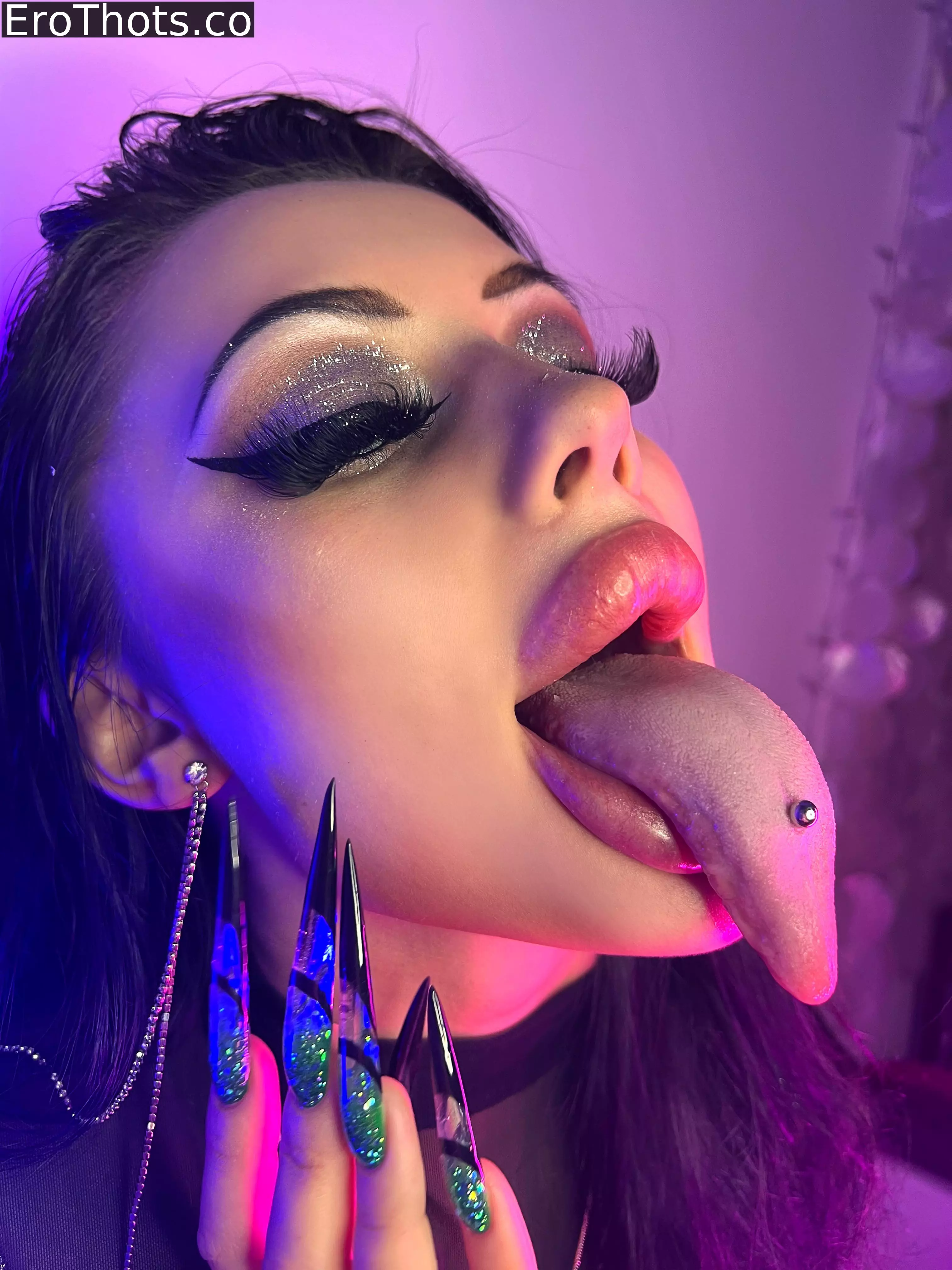 Heavy Makeup Fetish Blowjobs - Sex doll ðŸ”žblowjob, fetish videos (long tongue,big lips, long nails) ðŸðŸˆâ€â¬›  Free OF - EroThots