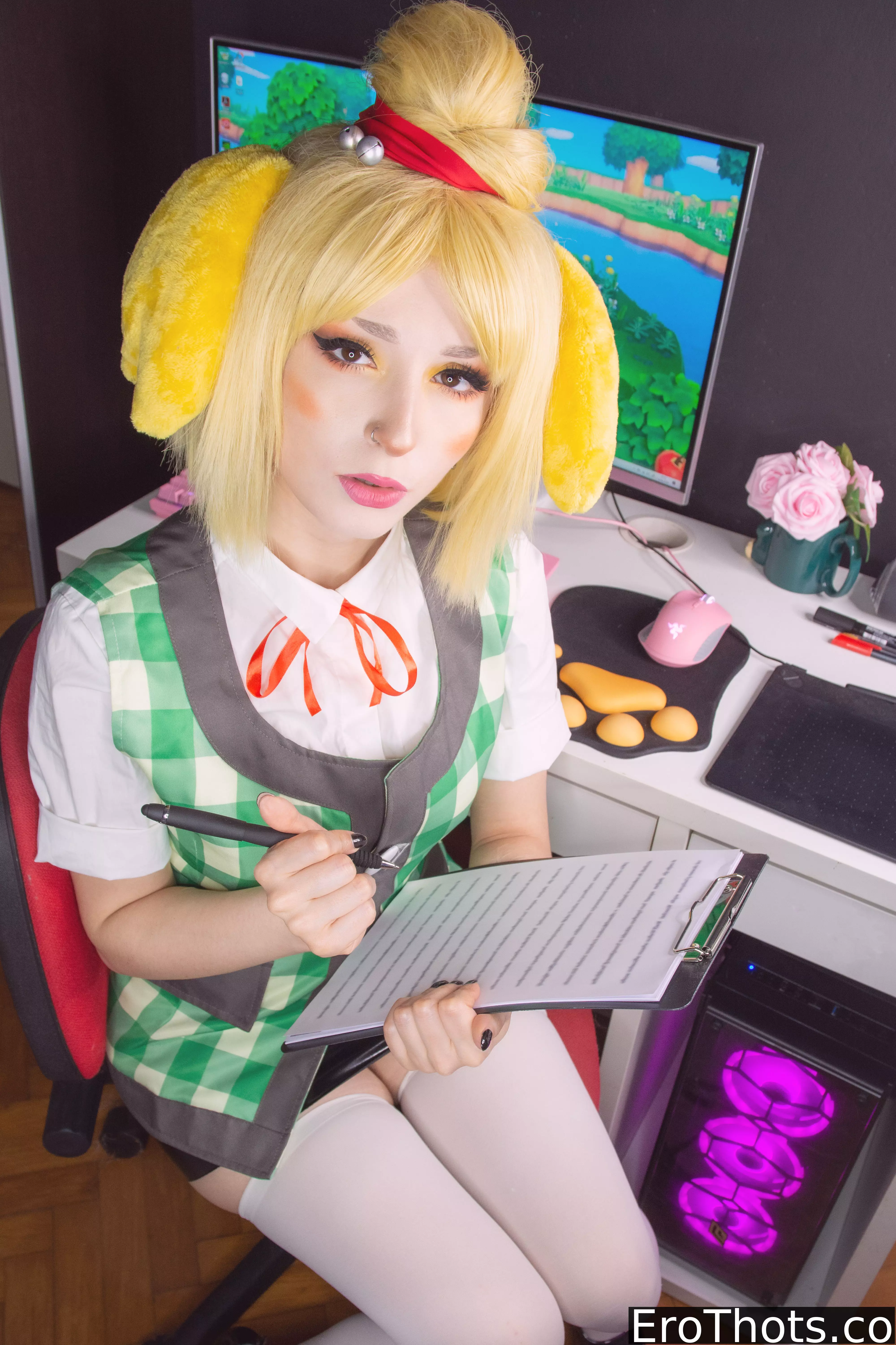 Isabelle Cosplay Porn - ShiroKitsune - Isabelle (Animal Crossing) - EroThots